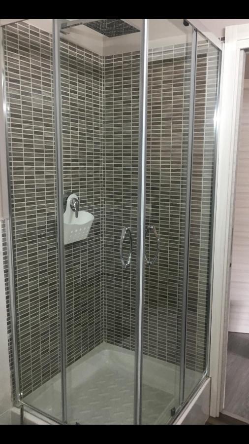 Nidama House Panzió Nápoly Kültér fotó