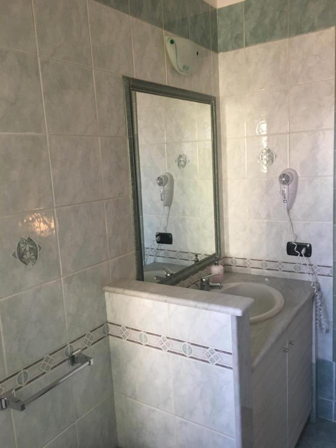 Nidama House Panzió Nápoly Kültér fotó