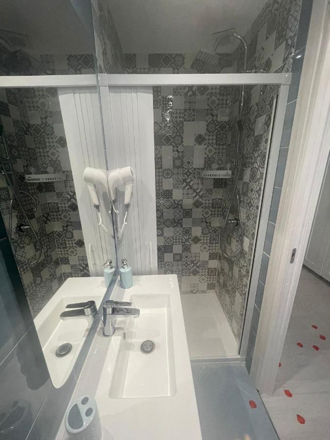 Nidama House Panzió Nápoly Kültér fotó